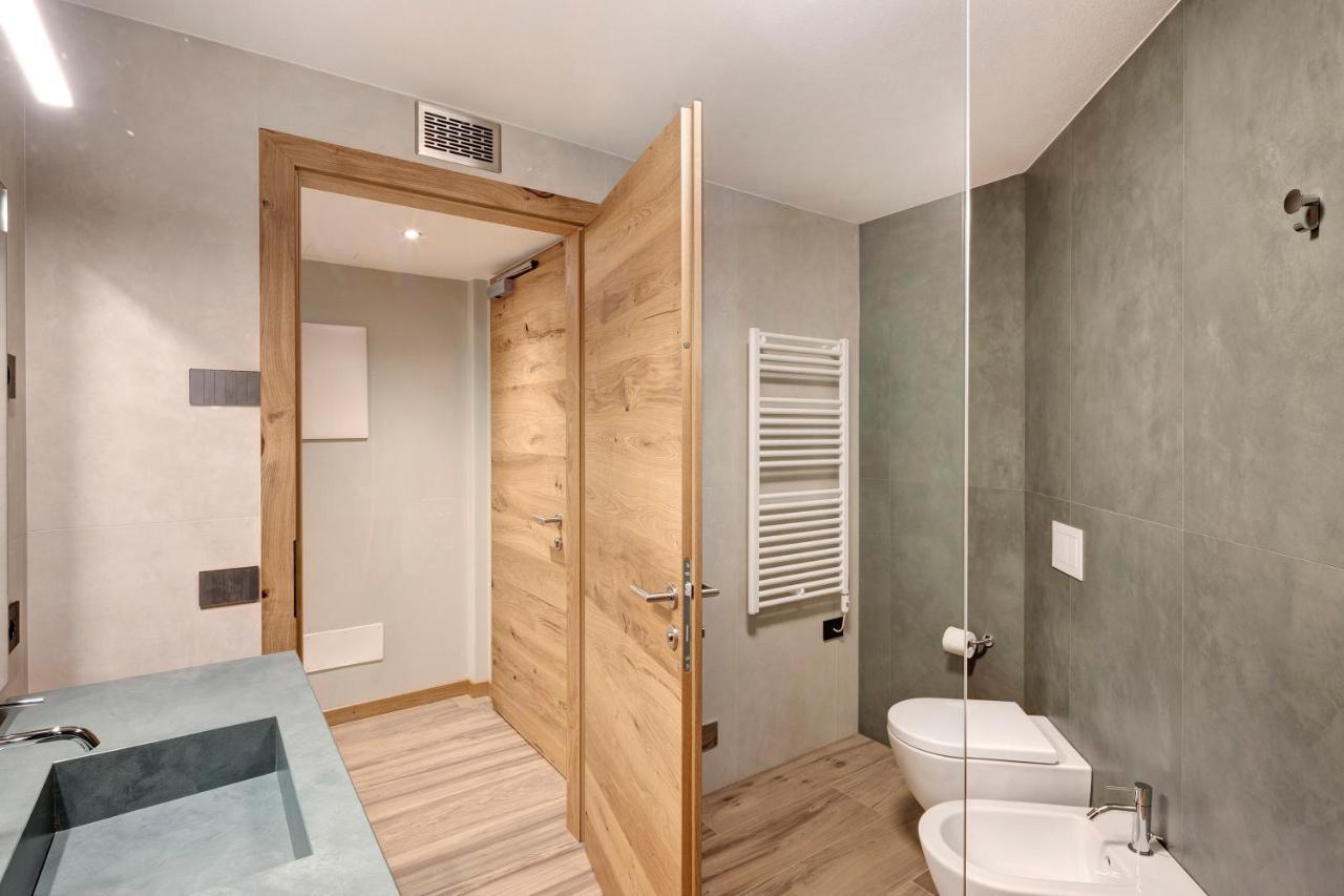 Snow Mountain Planet Suite House Livigno Exterior foto